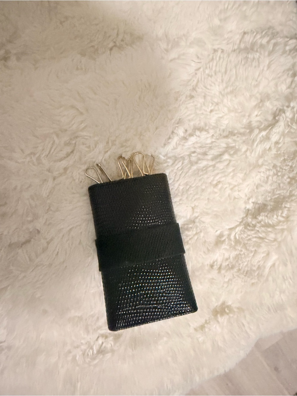 Salvatore Ferragamo Black Textured Leather Card & Key Holder with Gold Gancini - Picture 6 of 7